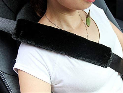 Close up look of Simxen Soft Faux Sheepskin Seat Belt Shoulder Pad